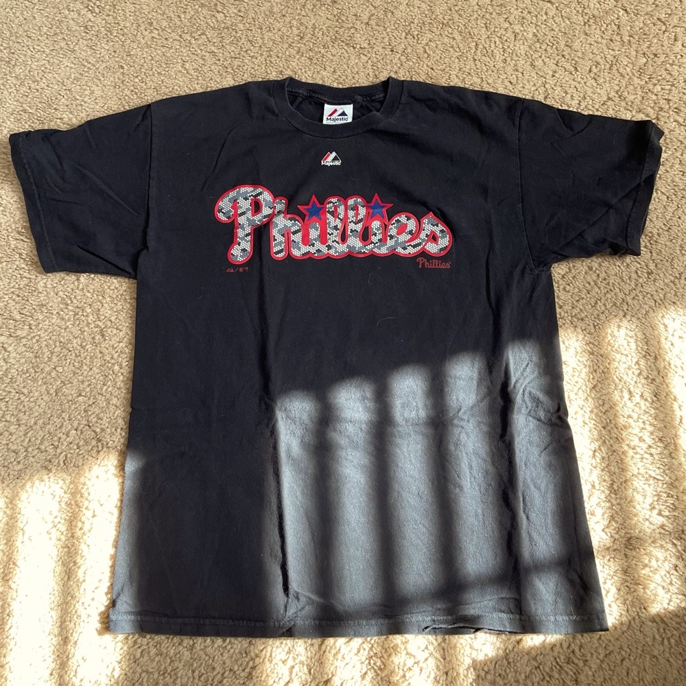 Phillies Halladay t shirt sz L